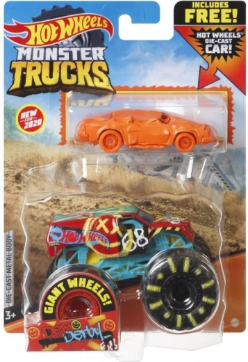 Komplekte taip pat yra 1:64 mastelio automobiliukas