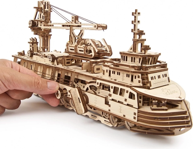 Stabilus važiavimas ir gausios detalės