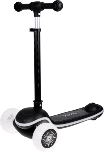 Stabili triratė konstrukcija