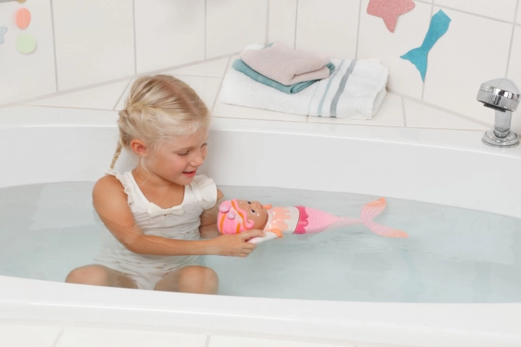 Plaukiojimo pramoga vonioje