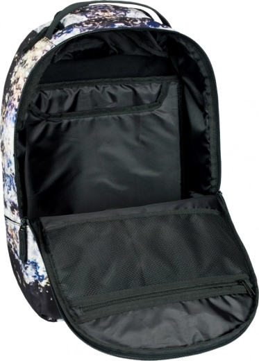 Secure space for a 15" laptop