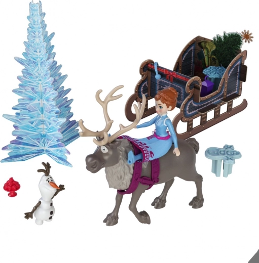 Vaizduotę žadinantys žaidimai su rogėmis ir elniu Svēnu