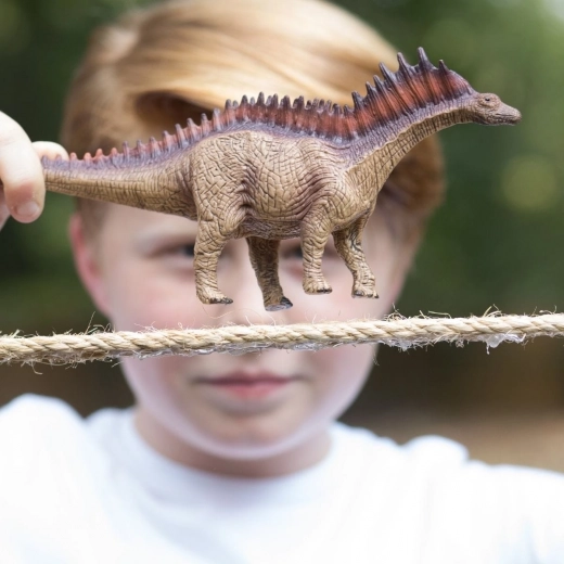 Encourages imagination and open‑ended play