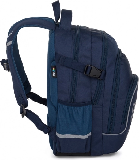 Spacious and Organized Compartments