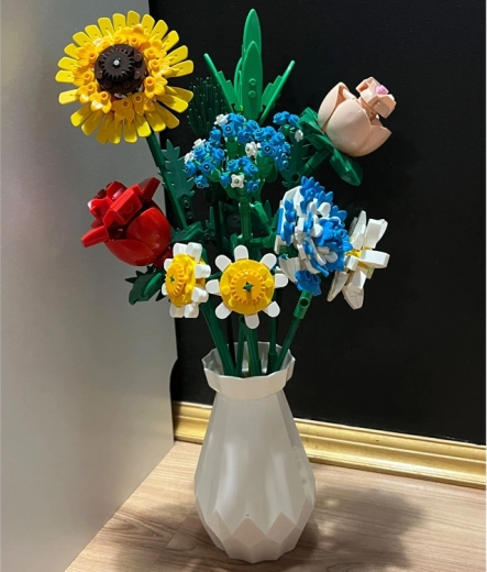 Judantys žiedlapiai ir lapai