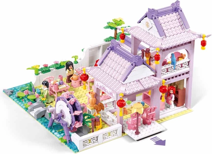 Supports imagination and role play