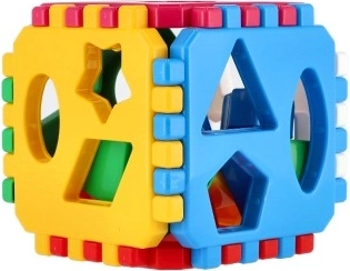 Tvirta konstrukcija su dantytais kraštais