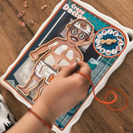 Magnetiniai/žnyplių įrankiai saugiam žaidimui