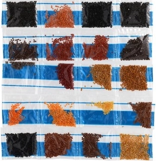 Gausus spalvotų akmenėlių rinkinys