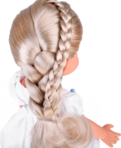 Ilgi šviesūs plaukai, tinkami šukuoti