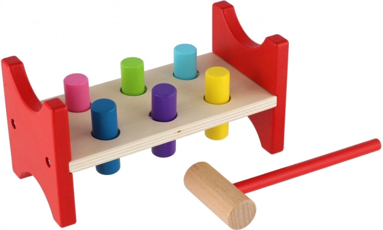 Stabili medinė konstrukcija