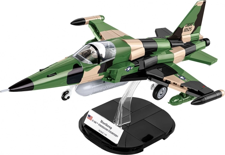 Realistiškos detalės masteliu 1:48
