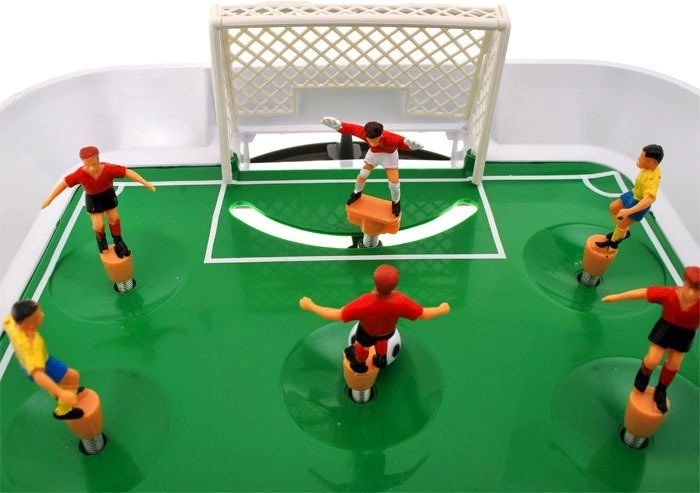 Aktyvus vartininkas tikroviškiems atremtiems smūgiams