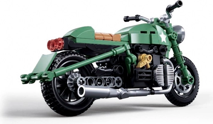 Realistinė išvaizda ir karinis stilius