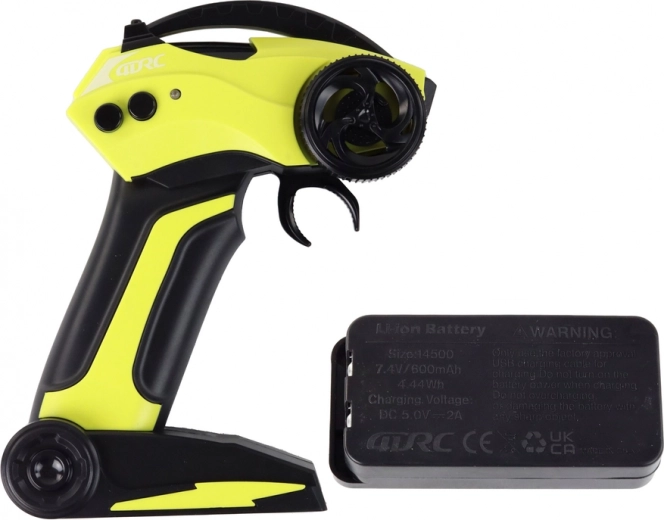 Ergonomiškas 2,4 GHz valdiklis ir pilnas priedų rinkinys