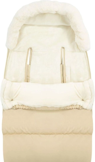 Warmth and comfort thanks to soft fleece