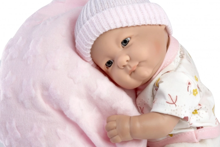 Poseable limbs and sitting position