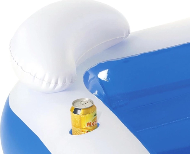 Integruoti gėrimų laikikliai