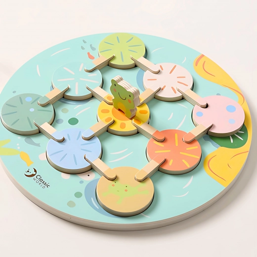 Medinė varlė ir pastelinės spalvos