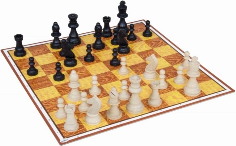 Practical hard-cardboard chessboard