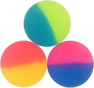 Eye-catching two-tone design