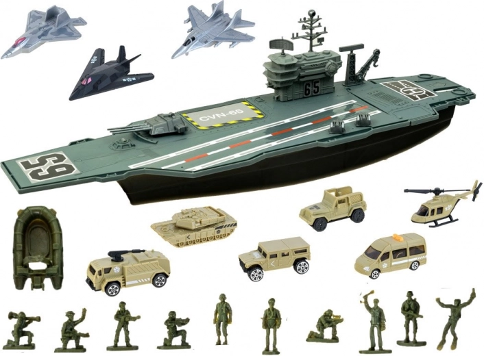 Gausi karinė įranga viename rinkinyje