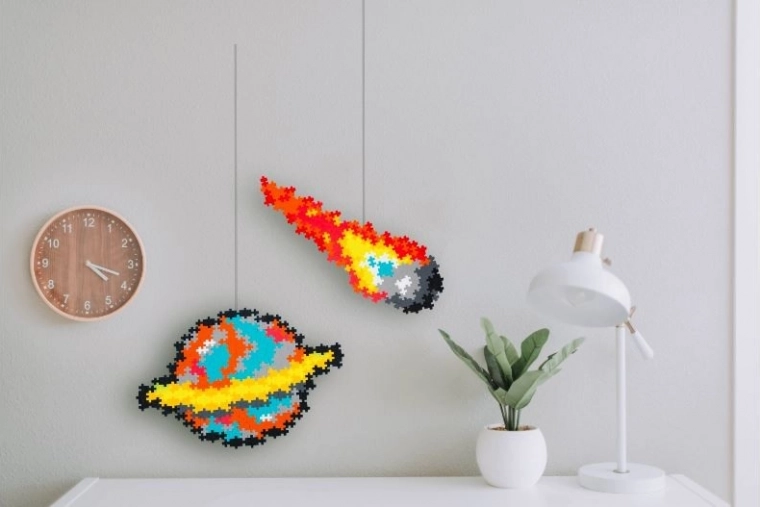 Stilinga kosminė kambario dekoracija