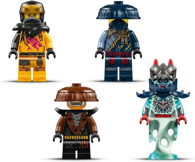 Keturi minifigūrėlės ir slapta žinutė
