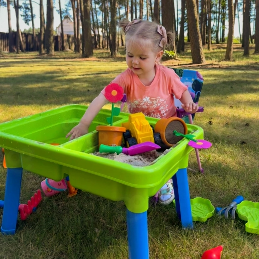 13 kūrybinių priedų rinkinyje