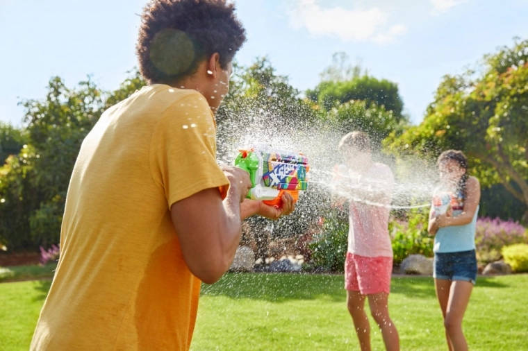 Iki 9 metrų nuotolis