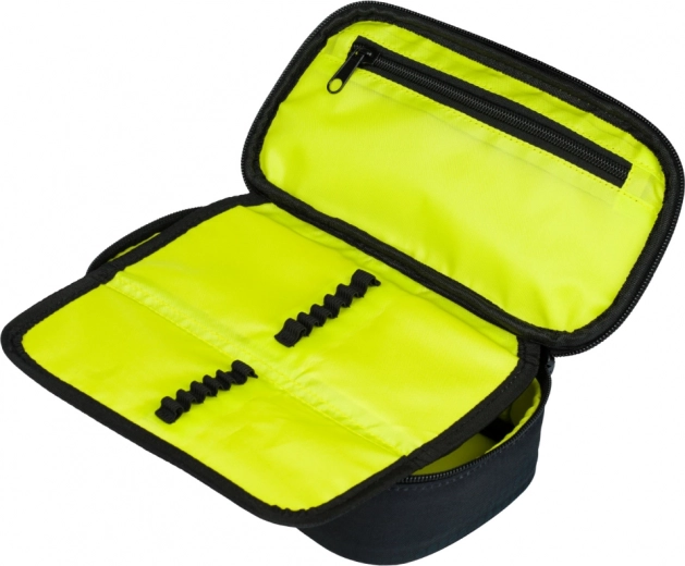 Tvirtas ir kompaktiškas