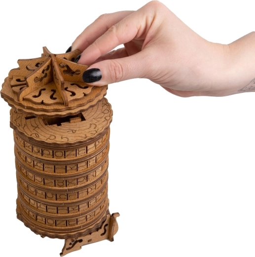 Pabėgimo žaidimo patirtis namuose