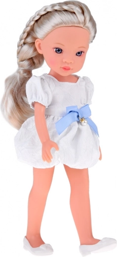 Elegantiškas aprangas su perline detale