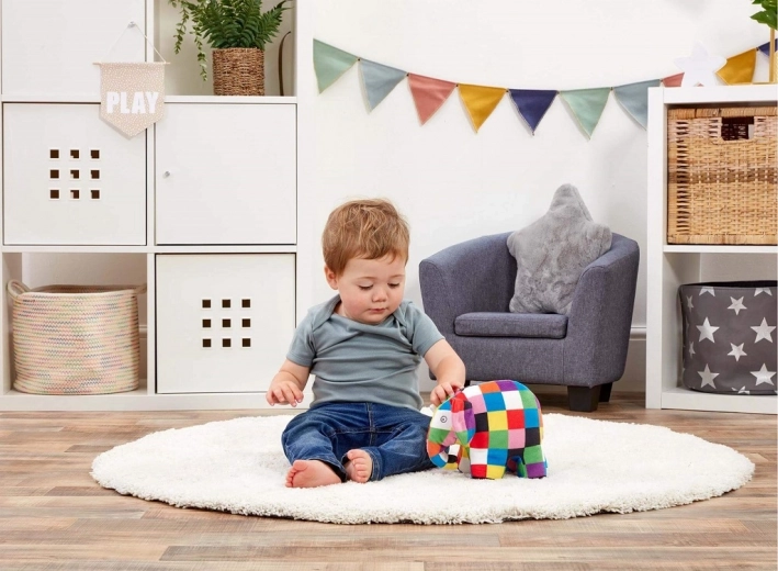 Saugus palydovas nuo gimimo