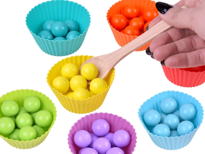 Spalvų ir raštų mokymasis per žaidimą