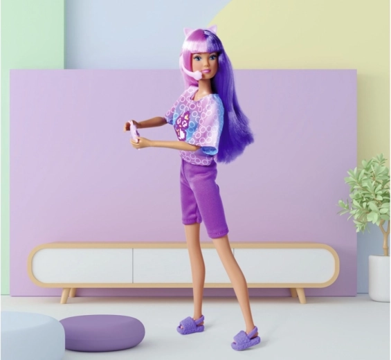 Ilgi rožiniai–violetiniai plaukai šukavimui