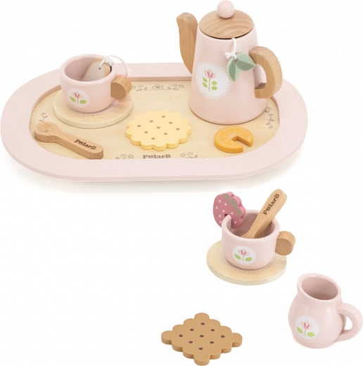 Pilnas arbatos servisas ant padėklo