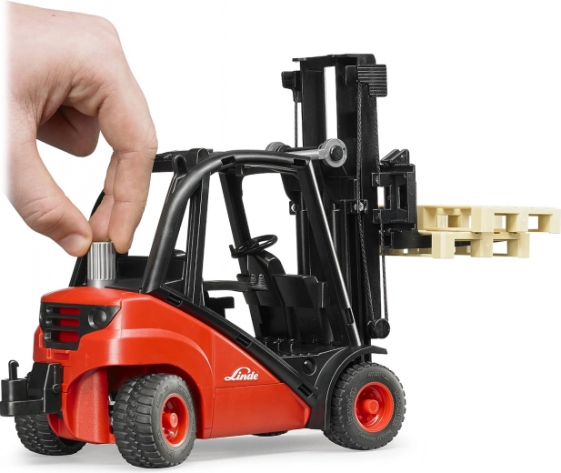 Galinių ratų vairavimas lengvam manevravimui