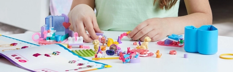 Compatible with all MEGA building sets