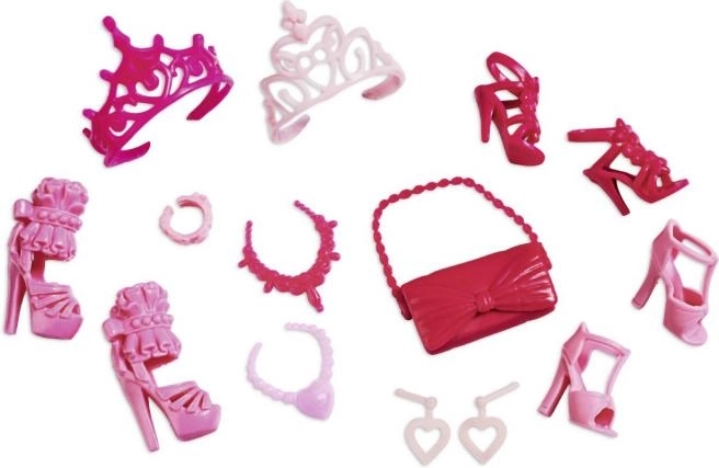 Stylish accessories as the icing on the cake