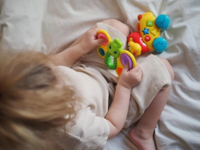 Lengva laikyti mažoms rankutėms