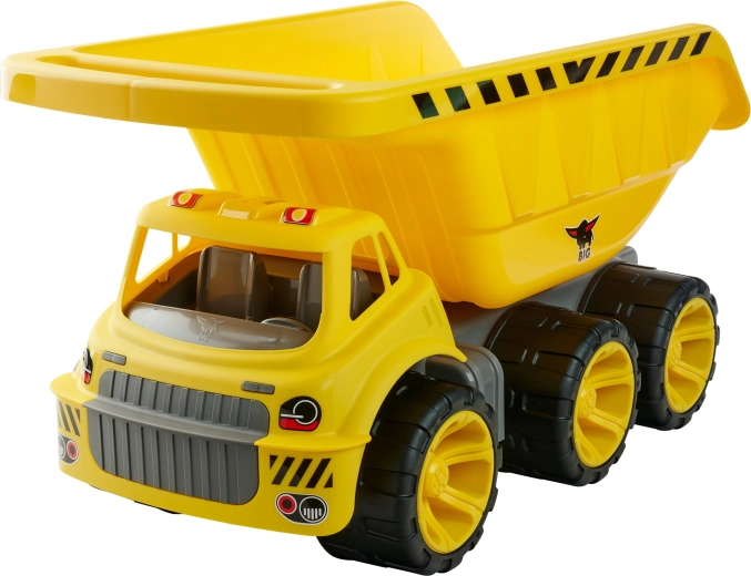 Durable and floor-friendly tires