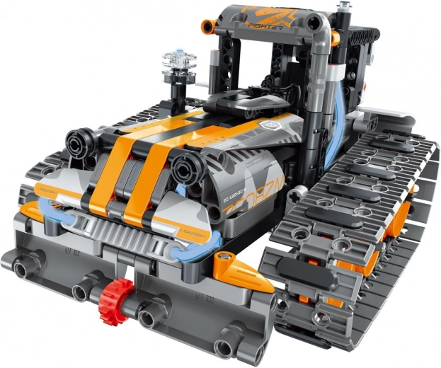 Funkcionalus vikšrinis važiuoklis ir realistiškos detalės