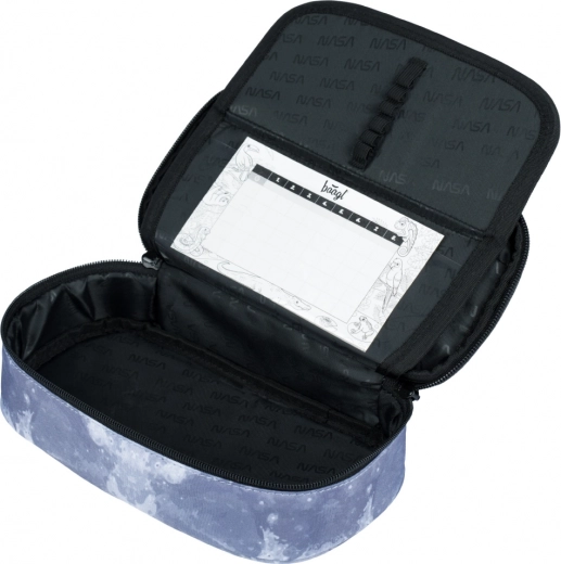 Tvirtas dėžutės tipo penalas su praktišku išdėstymu