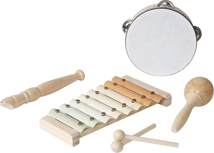 Keturios priemonės viename rinkinyje