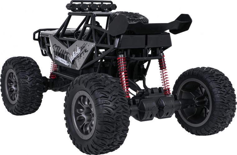 4x4 pavara ir didelė amortizacija bekelei