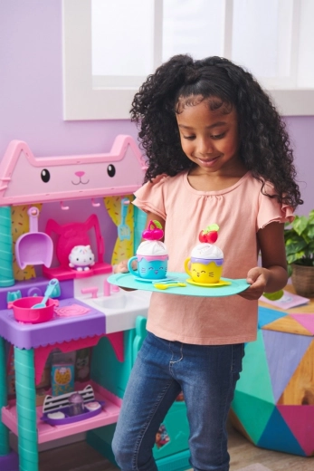 Autentiški žaislai iš serijos Gabės kačių namas