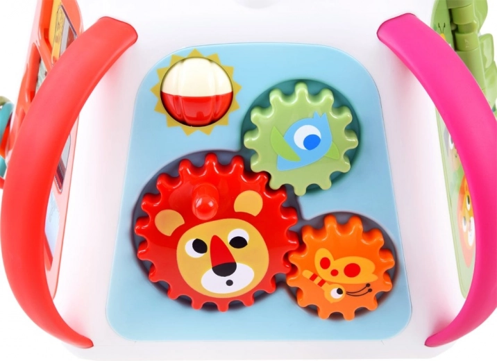 Pianinas su krokodilu ir dantračiai