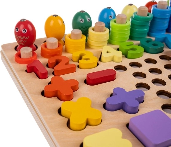 Mokymasis per žaidimą: skaičiai, spalvos ir formos