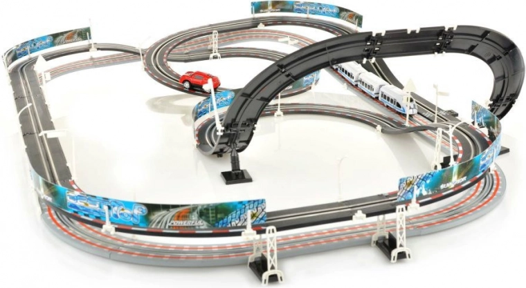 Dviaukštė lenktynių trasa